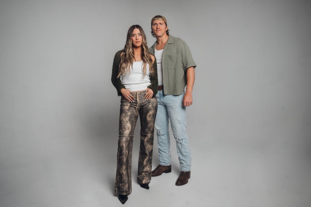 Picture of The Reklaws - Photo by Austin Chaffe - Country-Music.com