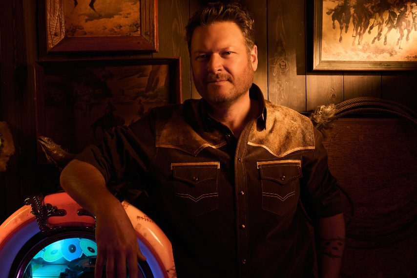 Picture of Blake Shelton - Photo by Robby Klein - Maverick