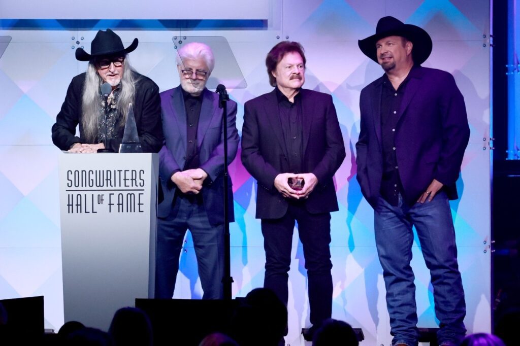 Picture of Garth Brooks - Photo by Getty Images for Songwriters Hall Of Fame - Maverick