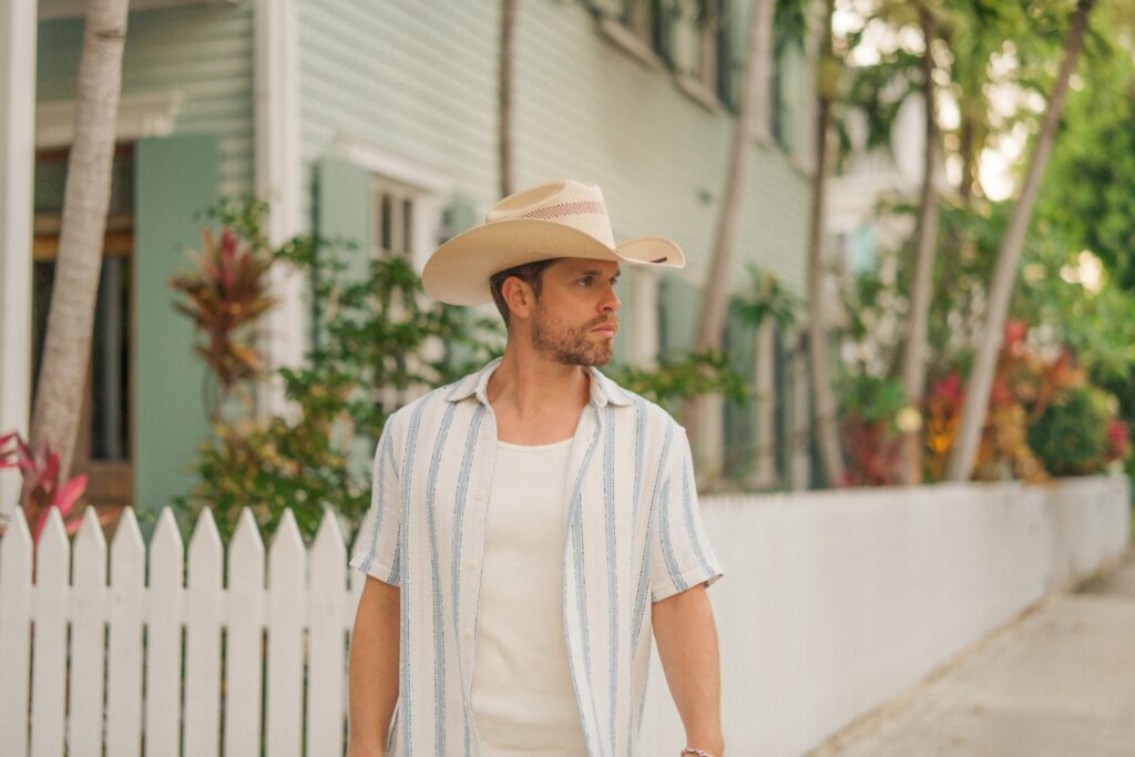 Picture of Dustin Lynch - Photo by Jack Owens - Maverick