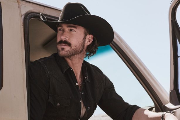 Picture of Riley Green - Photo by David Higgs - Maverick