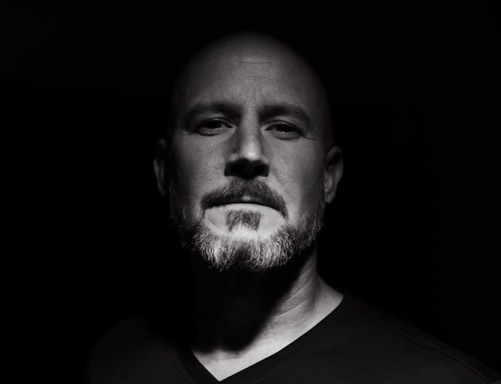 Tim Brink & The Rising promo shot - Maverick-Country.com